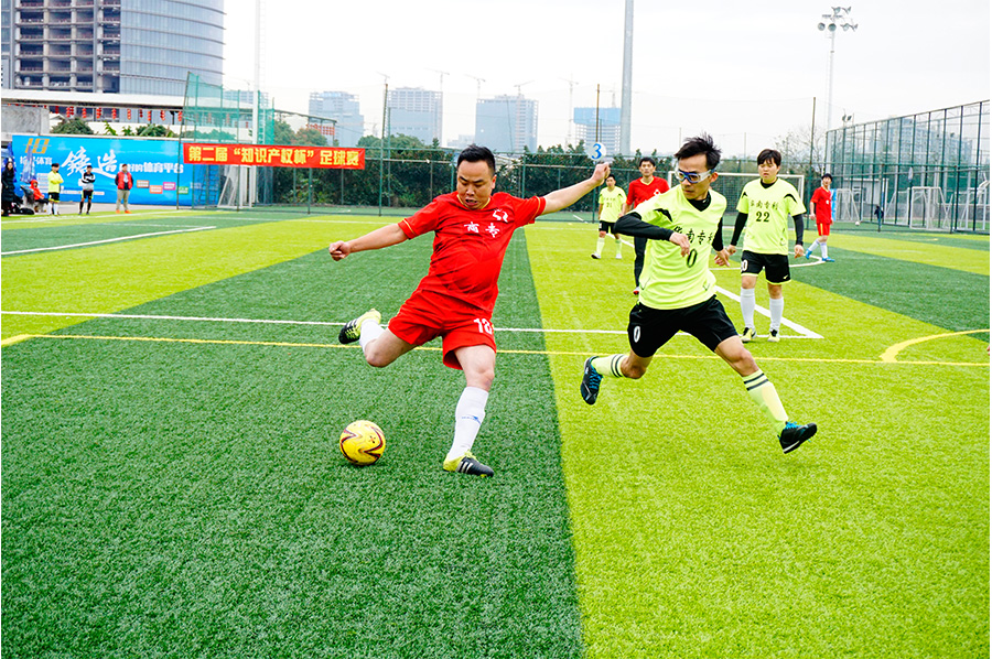 2017足球商專前鋒進球抓拍